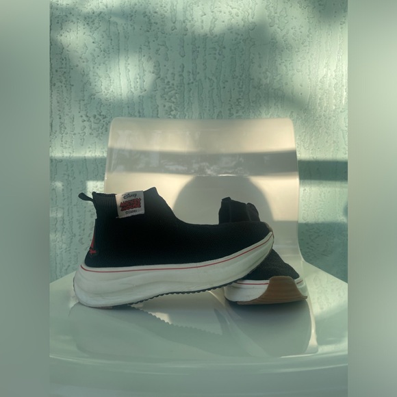 Zara - Picture 2 of 4